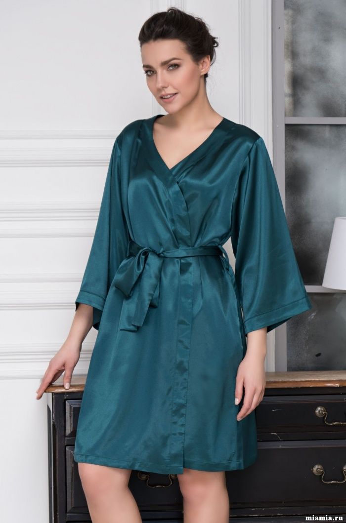 Короткий халат Mia-Mella 9983 "Classic"